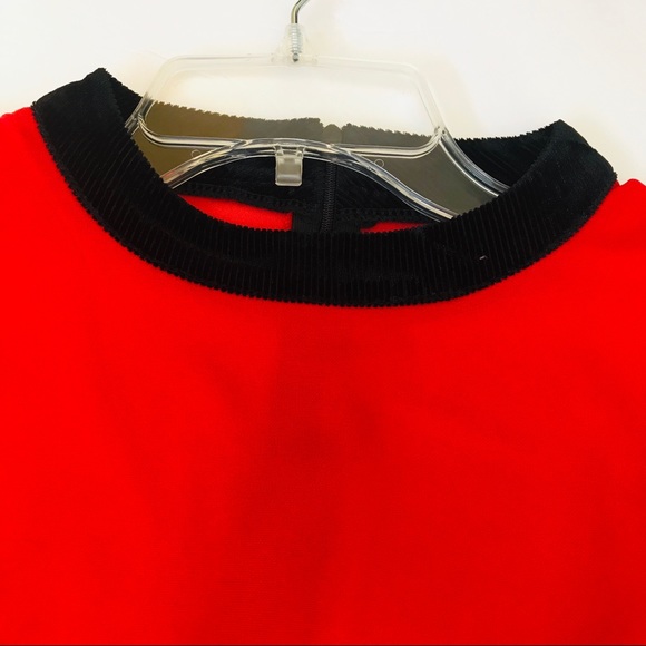 Vintage Red and Black Ladies Wrap Dress w/ Jewel - Picture 5 of 8